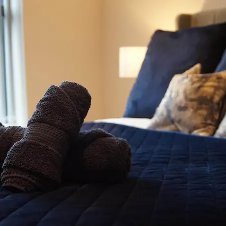 公寓 The Jade Emperors - Japanese - Sleeps 5 - Self Check-in *