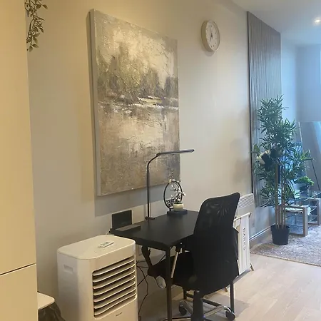 Apartament The Jade Emperors - Japanese - Sleeps 5 - Self Check-in *