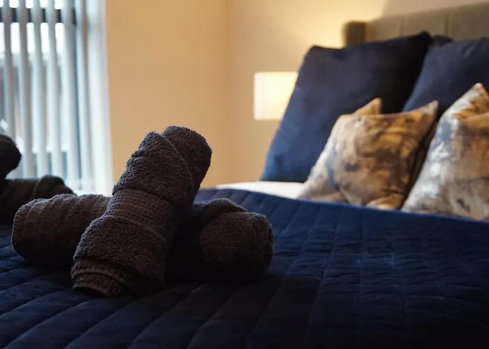 Apartment The Jade Emperors - Japanese - Sleeps 5 - Self Check-in *